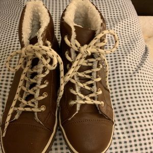 Gymboree size 3 shoes for boys